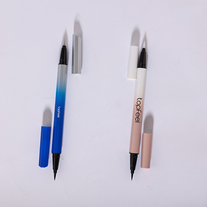 Dual-End Eyeliner Pencil (1)