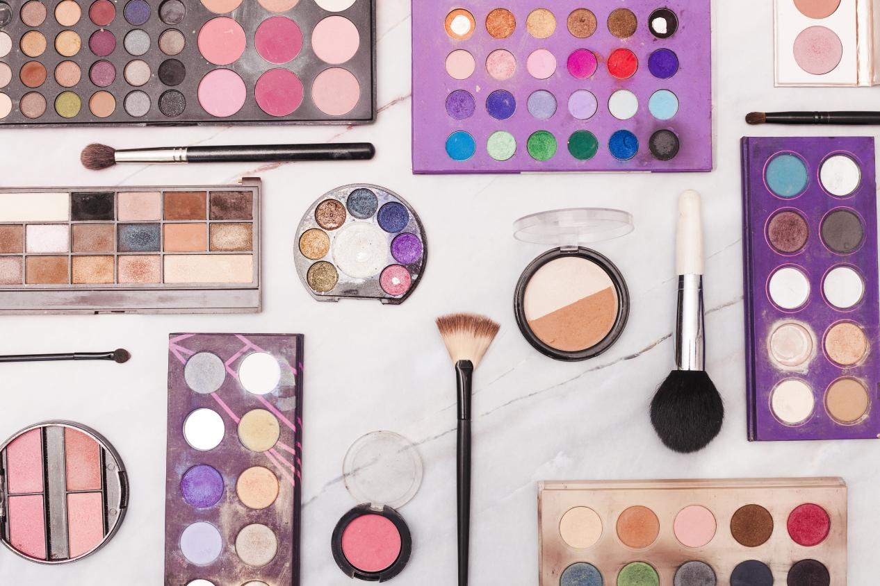 Cosmetic Collection (2)